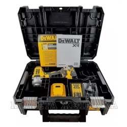 Гайковерт с АКБ 18.0В,2х5.0Ач Li-Ion,950Нм,1/2",кейс DEWALT